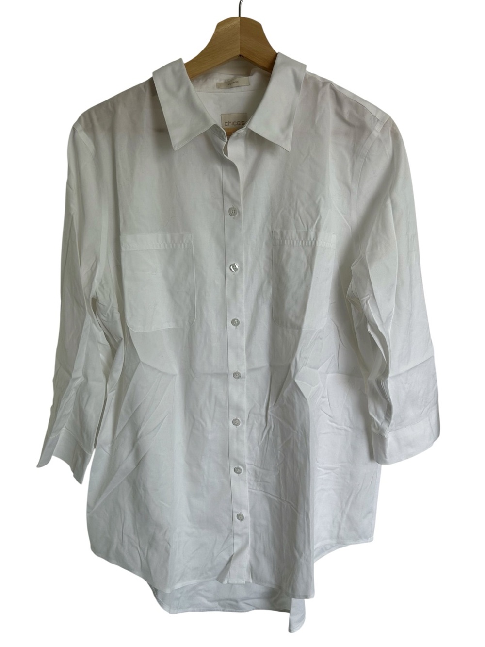 Chico’s No‑Iron Button‑Up Blouse – woman’s Size 2/L, white